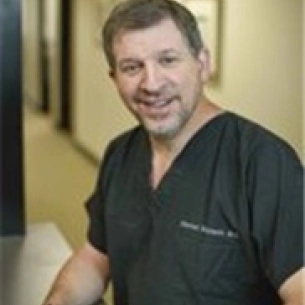 Steven Holzman board-certified labiaplasty surgeon