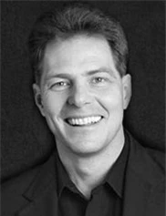 Robert Carpenter board-certified labiaplasty surgeon