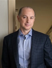 Steven Wallach board-certified labiaplasty surgeon