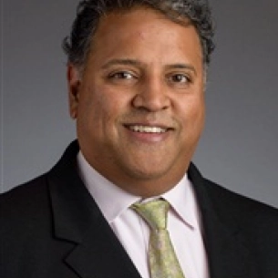 Suresh Koneru board-certified labiaplasty surgeon