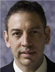 Edgar Saldana board-certified labiaplasty surgeon