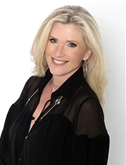 Melinda Haws board-certified labiaplasty surgeon