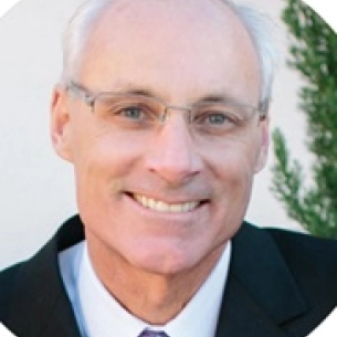 Thomas Toohey board-certified labiaplasty surgeon