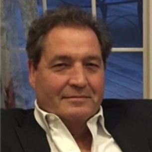 Ian Bourhill board-certified labiaplasty surgeon