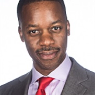 Carlos Burnett board-certified labiaplasty surgeon
