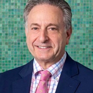 Martin Morse board-certified labiaplasty surgeon