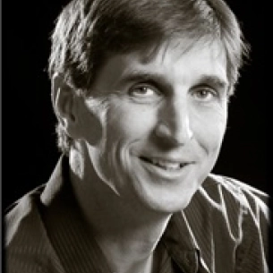 Jeff Swail board-certified labiaplasty surgeon