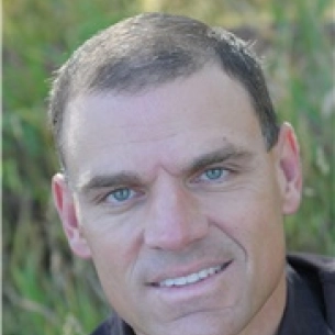 Scott Sulentich board-certified labiaplasty surgeon