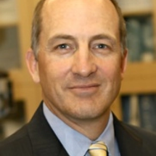 Jonathan Freed board-certified labiaplasty surgeon