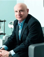 Jason Pozner board-certified labiaplasty surgeon