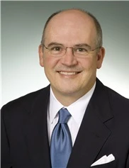 Leopoldo Lapuerta board-certified labiaplasty surgeon