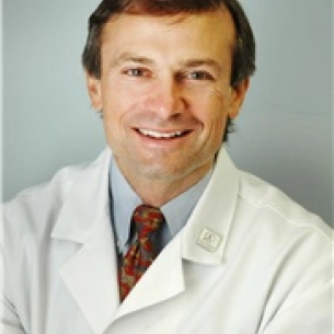 Damon Anagnos board-certified labiaplasty surgeon
