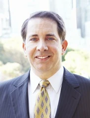 Robert Freund board-certified labiaplasty surgeon