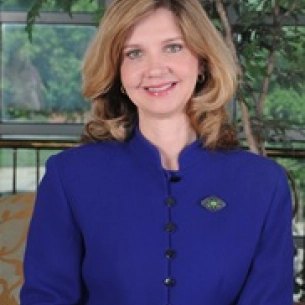 Sheryl Young board-certified labiaplasty surgeon