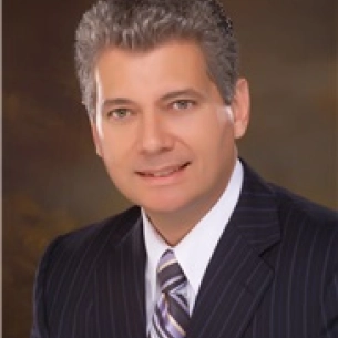 Eduardo Barroso board-certified labiaplasty surgeon