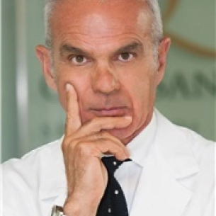 Renato Calabria board-certified labiaplasty surgeon