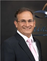 Vincent Perrotta board-certified labiaplasty surgeon