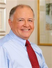 Jacobus Hugo board-certified labiaplasty surgeon