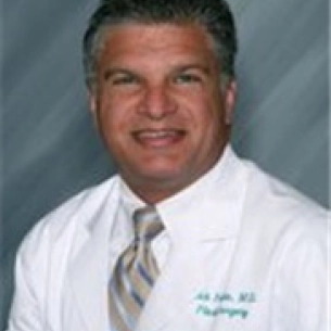 Richard Pecunia board-certified labiaplasty surgeon