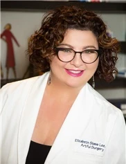 Elizabeth Lee board-certified labiaplasty surgeon