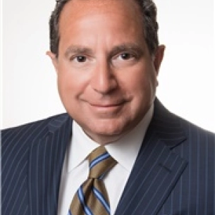 Randall Feingold board-certified labiaplasty surgeon