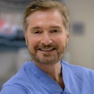 Peter Grossman board-certified labiaplasty surgeon