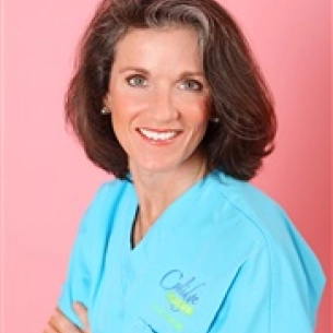 Carol Ann Aylward board-certified labiaplasty surgeon