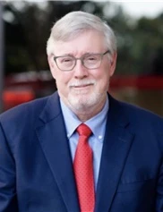 Robert Wallace board-certified labiaplasty surgeon
