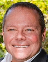 Eric Stelnicki board-certified labiaplasty surgeon