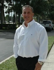Aldo Lombardo board-certified labiaplasty surgeon