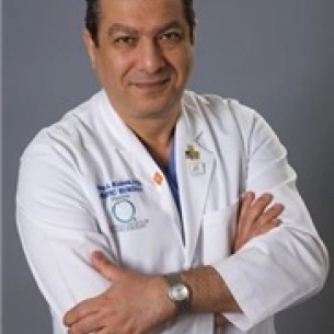 Peter Aldea board-certified labiaplasty surgeon