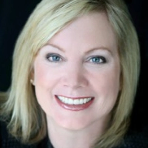 Janet Turkle board-certified labiaplasty surgeon