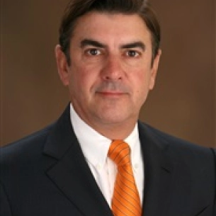 Edward Ricciardelli board-certified labiaplasty surgeon