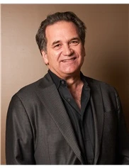 Ronald Lohner board-certified labiaplasty surgeon