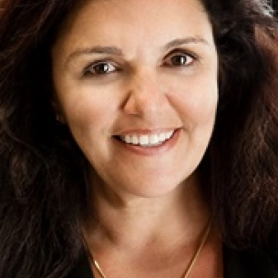 Shirley Anain board-certified labiaplasty surgeon