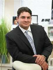 Max Polo Polo board-certified labiaplasty surgeon