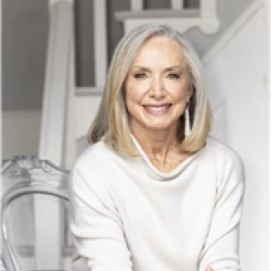 Ellen Mahony board-certified labiaplasty surgeon