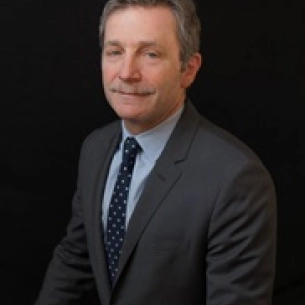 Toby Meltzer board-certified labiaplasty surgeon