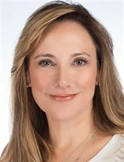 Kaye Riolo board-certified labiaplasty surgeon
