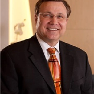 Ronald Hollins board-certified labiaplasty surgeon