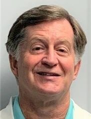 Jonathan Saunders board-certified labiaplasty surgeon