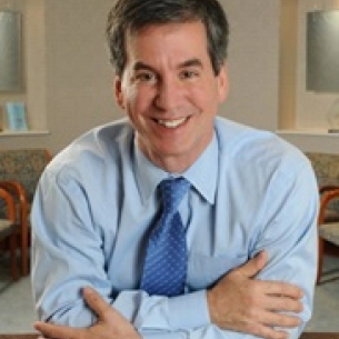 Mark Richards board-certified labiaplasty surgeon