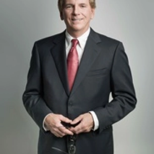 Joseph O'Connell board-certified labiaplasty surgeon