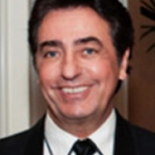 Raja Srour board-certified labiaplasty surgeon