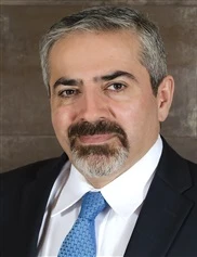 Kamran Khoobehi board-certified labiaplasty surgeon