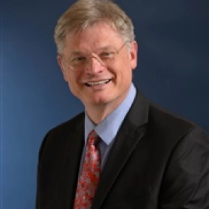Warren Schubert board-certified labiaplasty surgeon