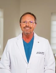 Robert Taylor board-certified labiaplasty surgeon