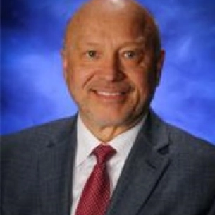 Bohdan Fedczuk board-certified labiaplasty surgeon