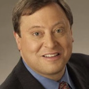 Eric Marchant board-certified labiaplasty surgeon