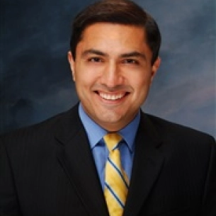 Khurram Rashid board-certified labiaplasty surgeon